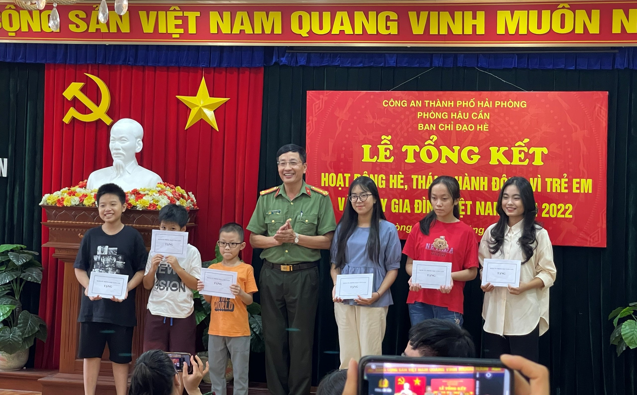 Phòng Hậu cần CATP: Chủ động triển khai các hoạt động xã hội tình nghĩa